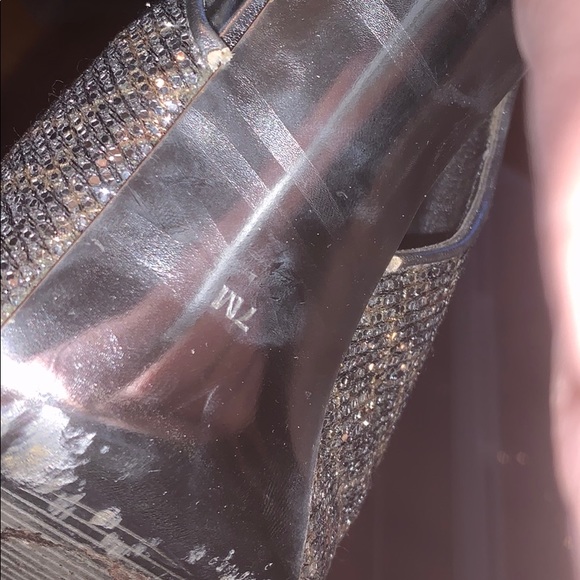 Shoes - Picture 3 of 6